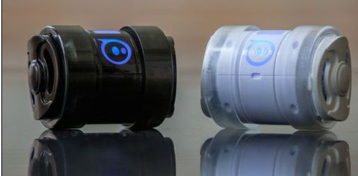 手機控制機器人發布 時速15英里