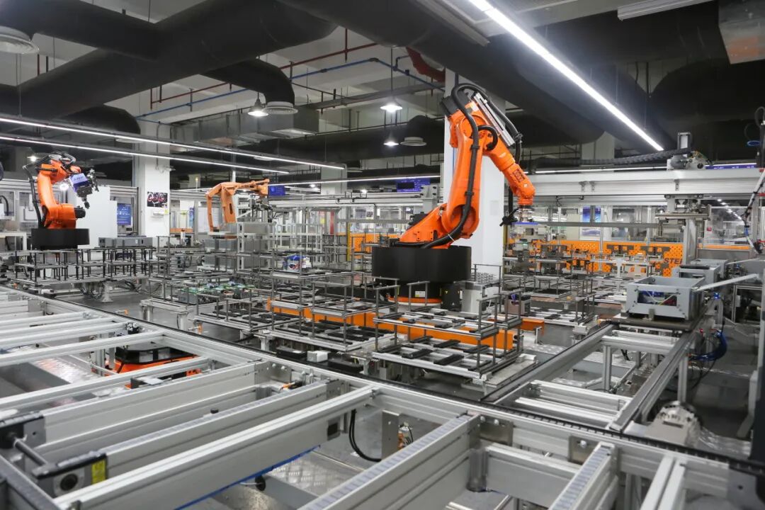 新時達“精耕小腦”,與大腦協同,加速具身智能垂直落地